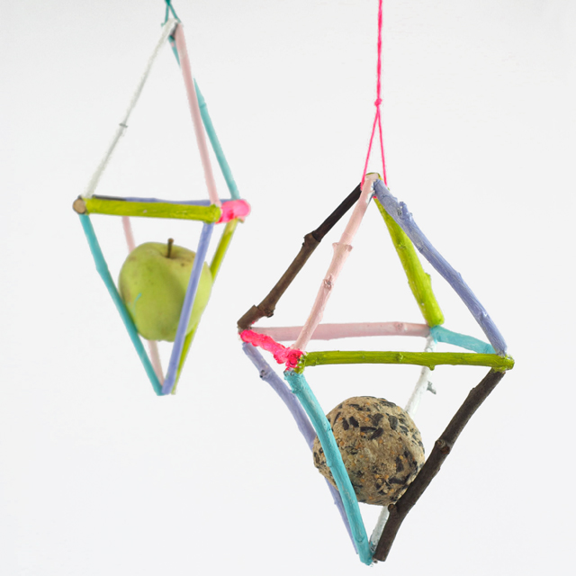 Picture Of diy colorful rustic bird feeders  1