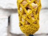 Diy Crocheted Bird Feeder