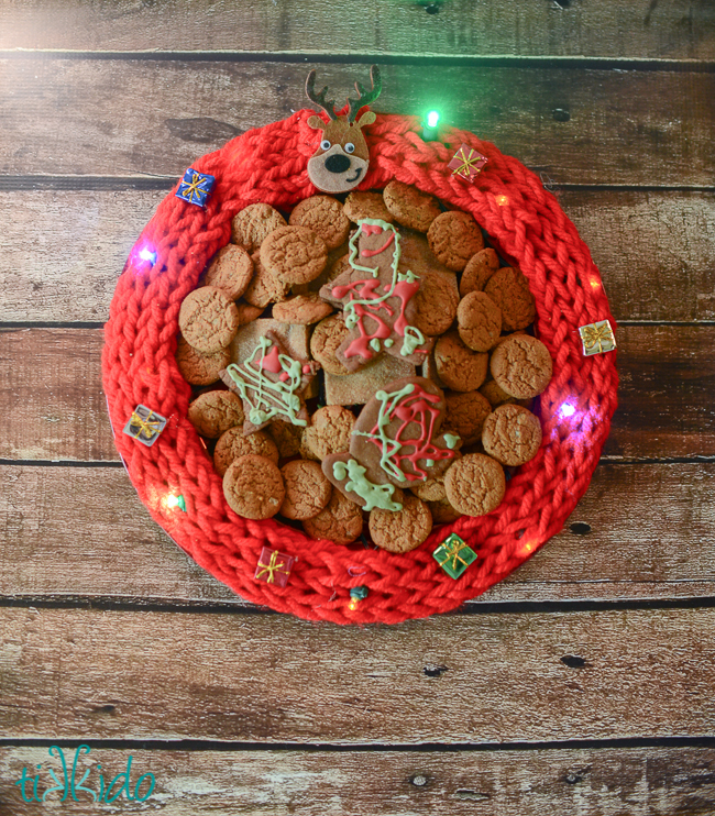 Christmas cookie tray with lights