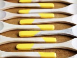 paint dipped spoons
