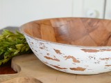 Diy Distressed Salad Bowls To Make