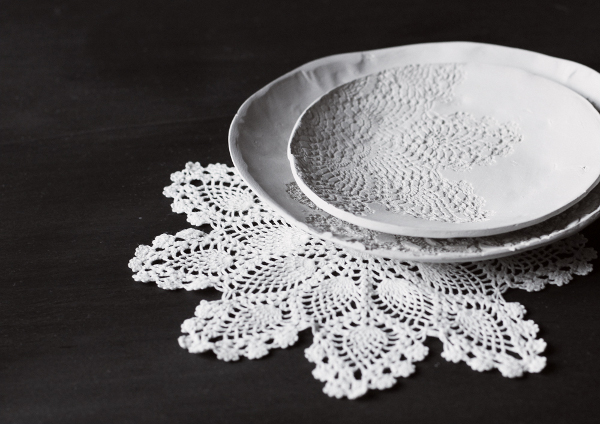 Diy Doily Stamped Dishes