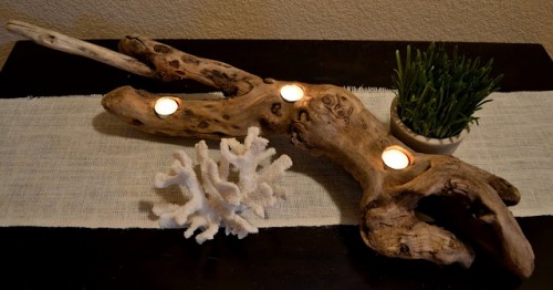 sophisticated driftwood candleholder (via thepoorsophisticate)