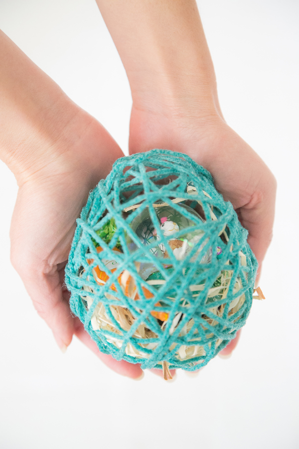 Diy easter surprise egg from colorful yarn  3
