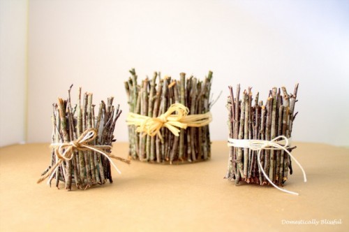 twig candle holders (via domesticallyblissful)