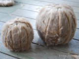diy-faux-fur-covered-pumpkins-for-fall-and-winter-decor-5