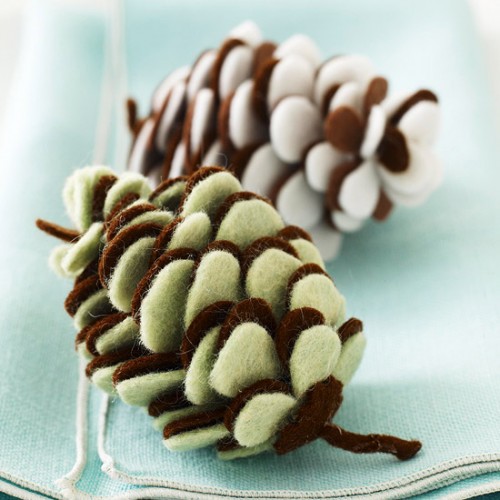 Snow-capped pinecones would add winter beauty to your Christmas tree.