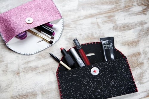 Diy Felt Pouch To Keep Your Purse In Order