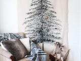 diy-festive-christmas-tree-wall-hanging-1