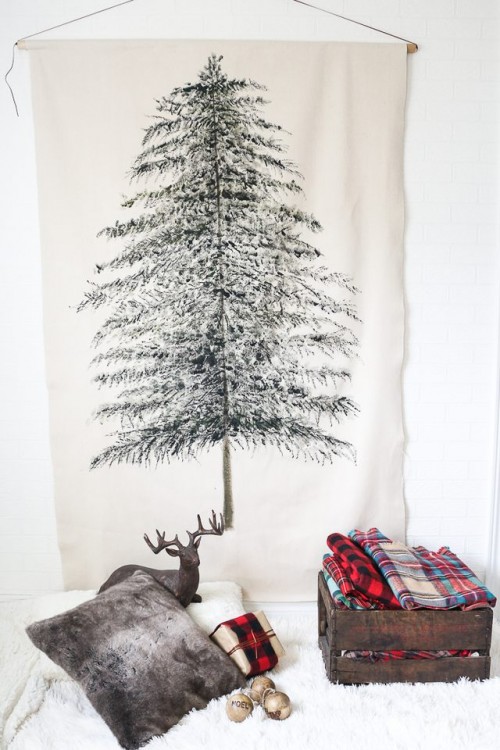DIY Festive Christmas Tree Wall Hanging