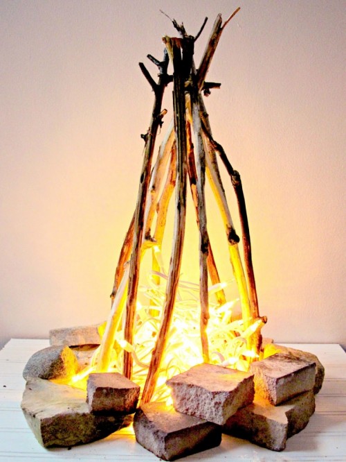 DIY Flameless Fire Pit For Home Decor