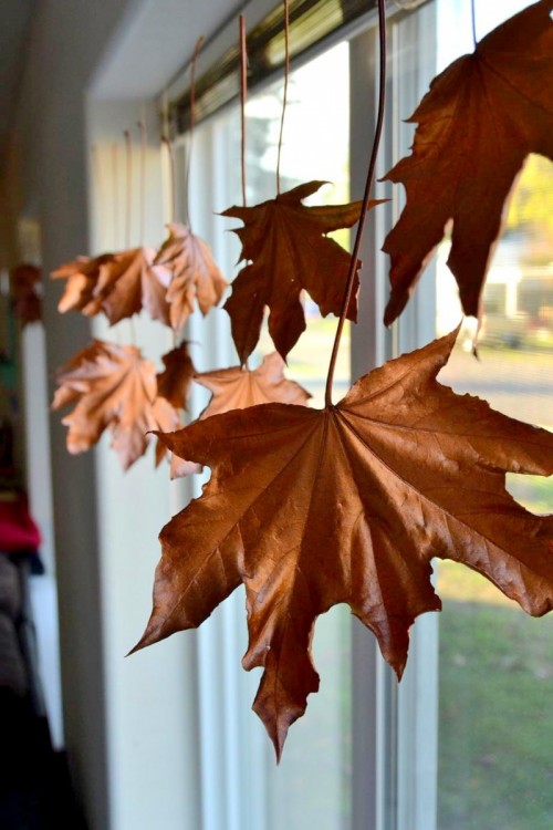 DIY Floating Fall Leaves Garland For Home Decor