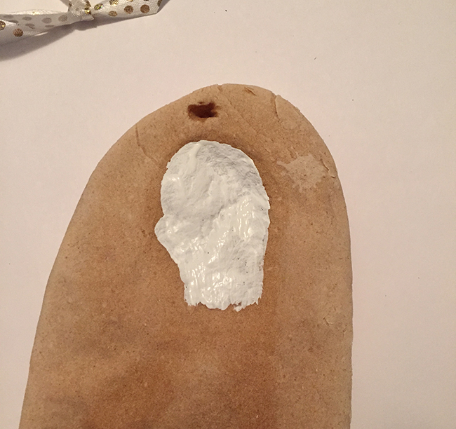 Picture Of diy frozen olaf salt dough ornament  3