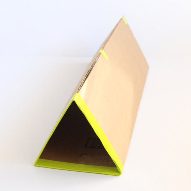 Picture Of diy geometric shoe rack of cardboard  5