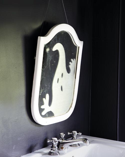 DIY Ghost In A Bathroom Mirror