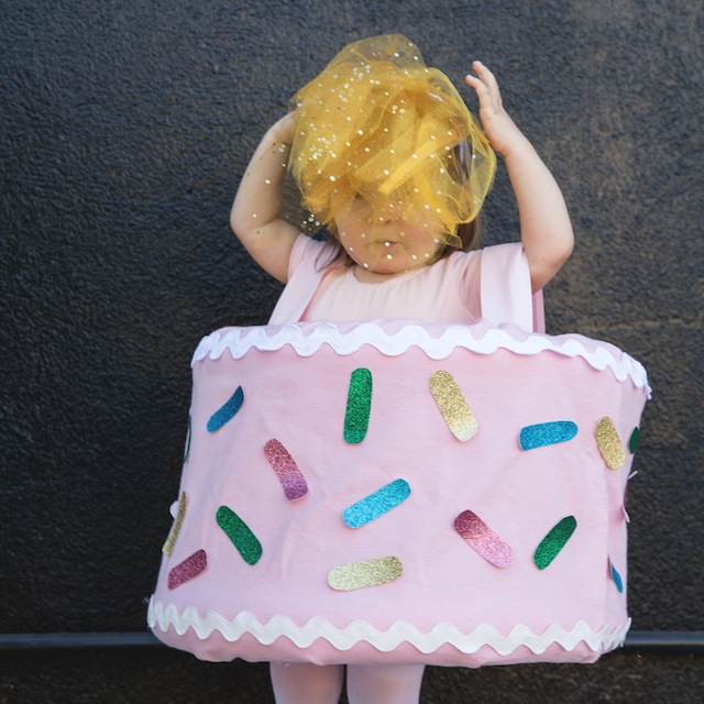 Diy halloween birthday cake costume for girls  3