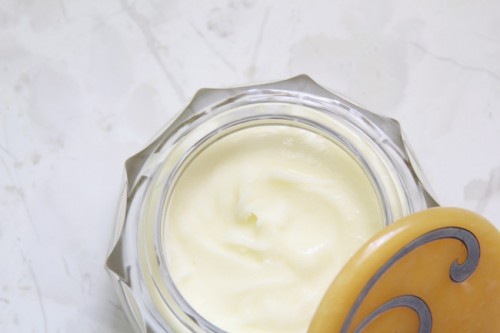all-natural cold cream (via makingniceinthemidwest)