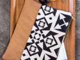 diy-hand-stitched-laptop-sleeve-or-pouch-1