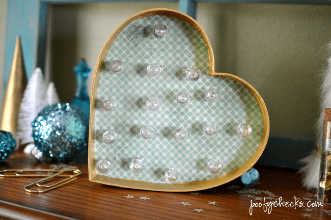 Picture Of diy heart marquee light in a box  2