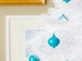 diy-high-gloss-wooden-christmas-ornaments-4