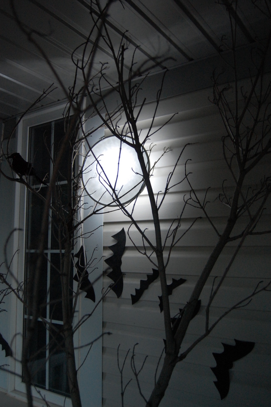 full moon lamp of a hoop (via northstory)