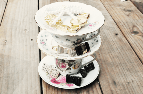 DIY Jewelry Stand Of Vintage Teacups