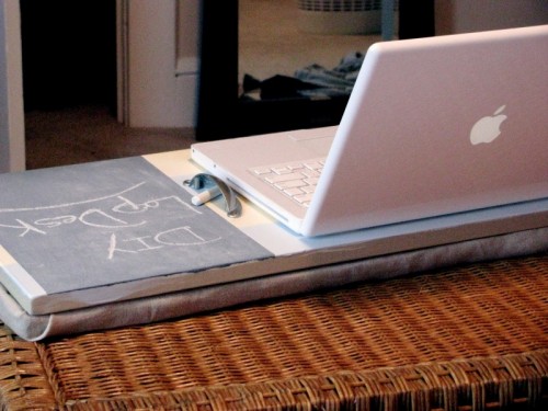 DIY Laptop Desk With A Chalkboard To Take Notes