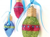 Diy Lightbulb Glitter Ornaments