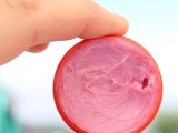 DIY colroful lip balm