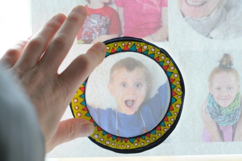 DIY Magnetic Photo Frames For Your Fridge