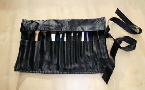 faux leather makeup brush roll (via wagdoll)