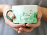 diy-marble-mugs-with-nail-polish-6