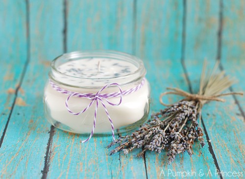 lavender mason jar candle (via shelterness)
