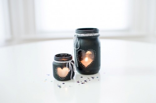 chalkboard mason jar candle holders (via shelterness)
