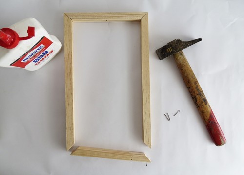DIY Minimal Wooden Frame Pendant Lamp