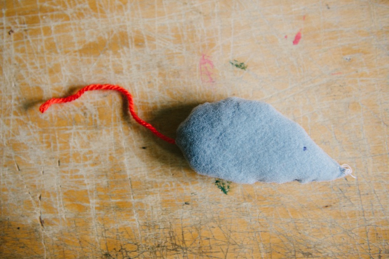 Picture Of diy mouse shaped cat toy of felt  6