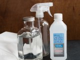 Diy Natural And Soft Glass Cleaner