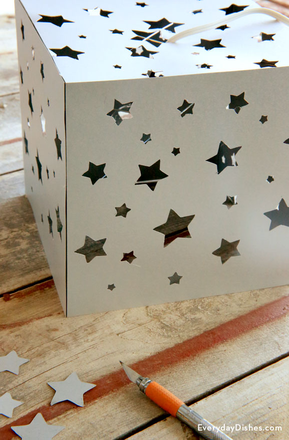 Picture Of diy paper lantern with a star pattern  3