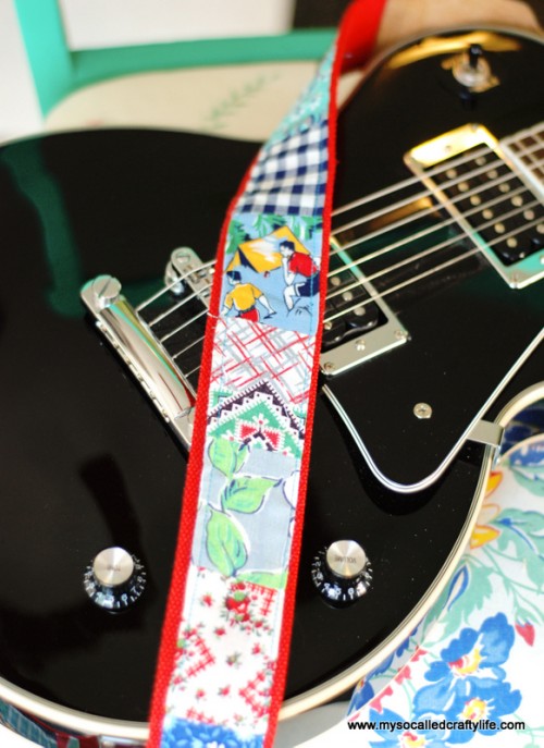 patchwork guitar strap (via mysocalledcraftylife)