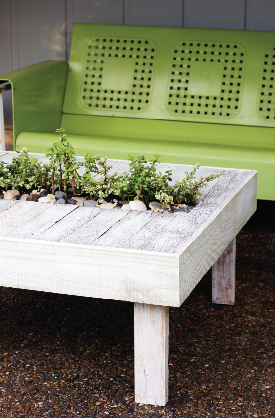 Diy Patio Coctail Table With Mini Garden