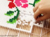 diy-perler-beads-tray-with-a-floral-motif-4