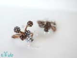 diy-pinecone-and-sparkling-beads-napkin-rings-2