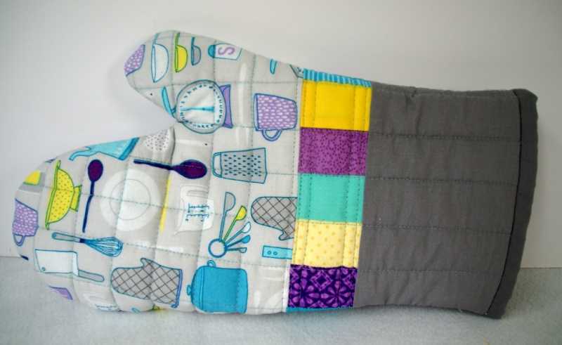 Diy Quilted Bbq Or Oven Mitt