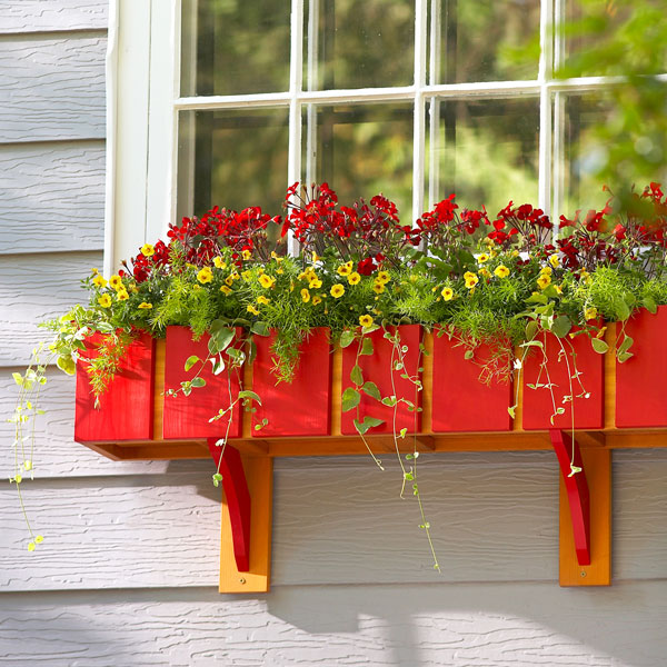 DIY Red Window Planter Box (via lowescreativeideas)