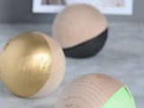 diy-round-wooden-photo-holders-to-make-7