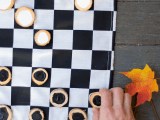 diy-rustic-checkers-game-not-to-be-bored-1