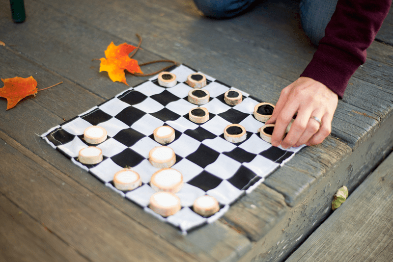 Picture Of diy rustic checkers game not to be bored  5