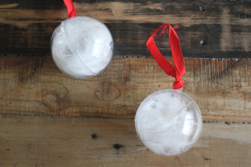 feather snowball ornaments (via lanared)