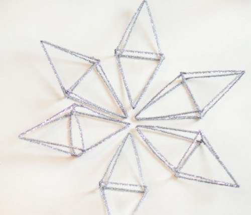 Diy Snowflake Tree Topper With Pipe Cleaners
