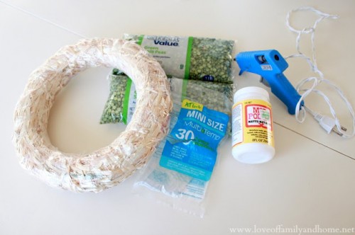 Diy Split Pea Wreath For Spring And Summer